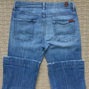 Women’s 7 For All Mankind Flared Jeans Size 31